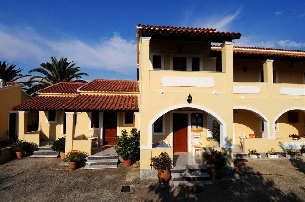 אצ'ארבי Feeloxenia Corfu Apartments מראה חיצוני תמונה